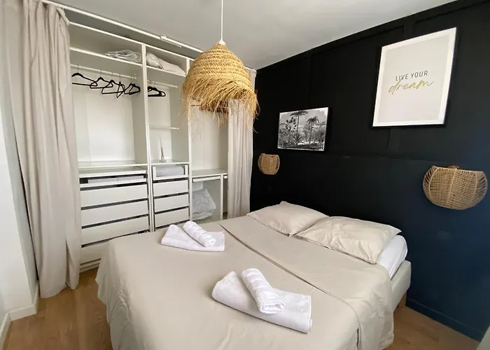 Lägenhet Duplex Lumineux- Vue Canal- Centreville- 5personnes *